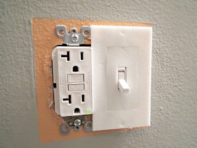 do this to your outlet to save so much money this month