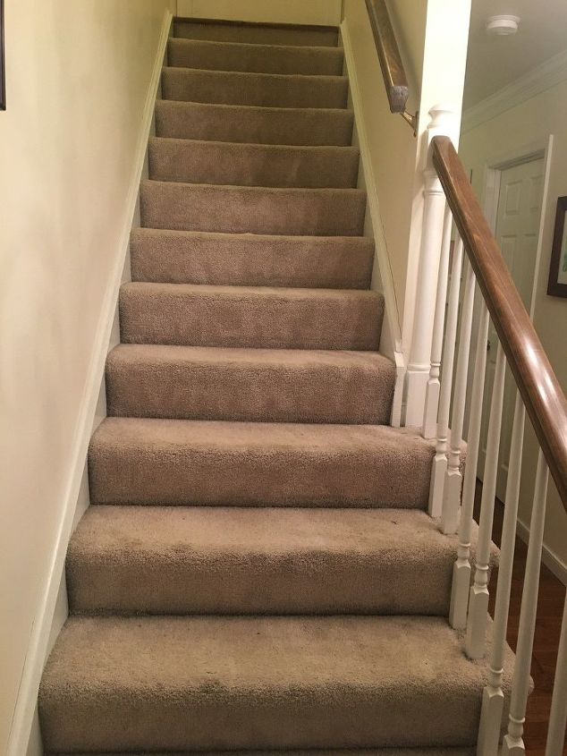 tapete para escadas de madeira, escadas antes