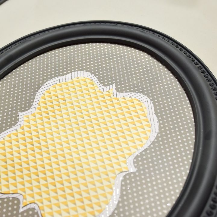 yard sale frame to fun home decor