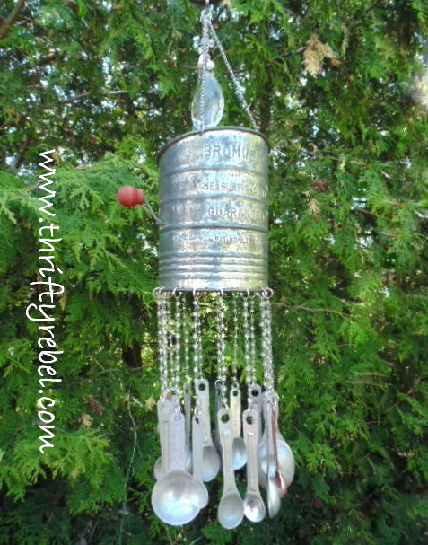 21 clever wind chimes you can make, Vintage Sifter Wind Chime