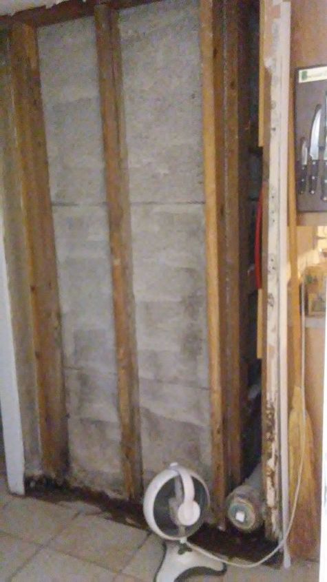 how do i make a storage unit with shelves between wall studs
