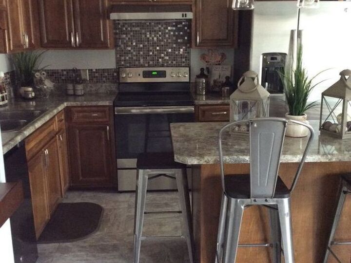 q don t know what color to change countertops to