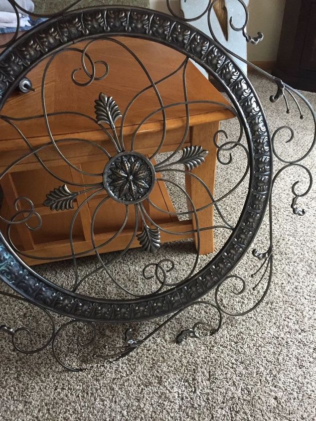 metal wall hanging gets an easy dollar store fix
