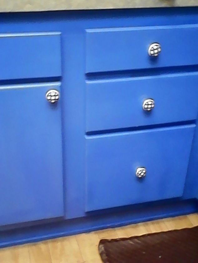 how do you pickle painted cabinets
