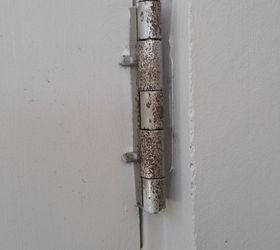 how to remove rust from exterior door hinges without removing them