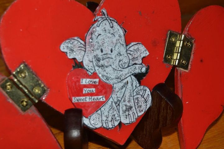 valentine day wooded heart