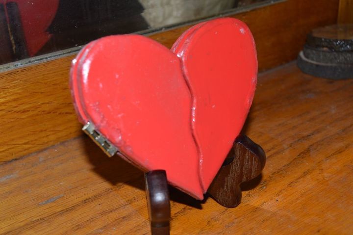 valentine day wooded heart