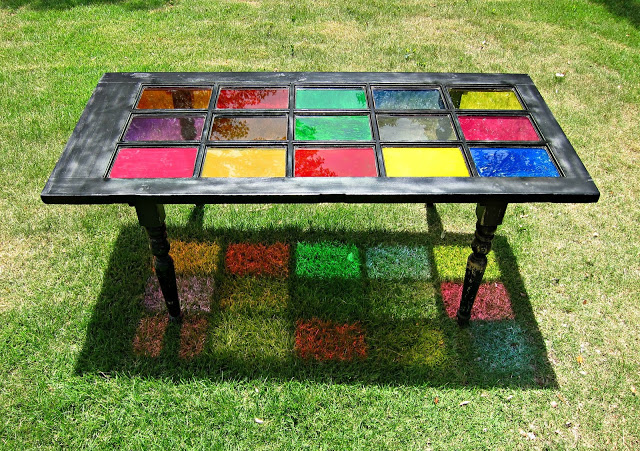 vive la vida en color con estas increbles ideas para tu hogar, C mo transformar una puerta de cristal en una mesa colorida