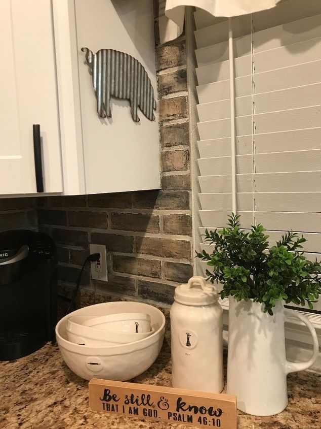 faux brick backsplash
