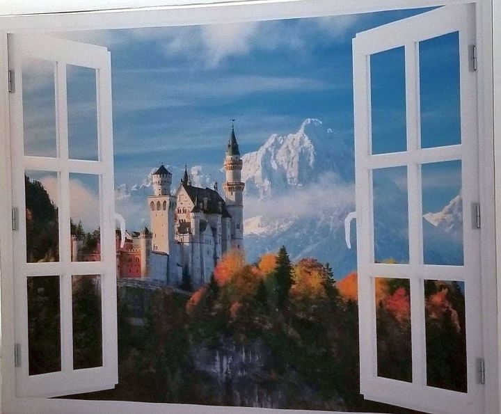 una ventana falsa oculta la ventana real