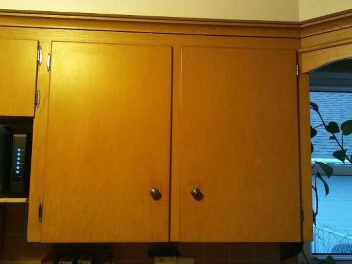 q what kind of paint should i use to paint my kitchen cupboards