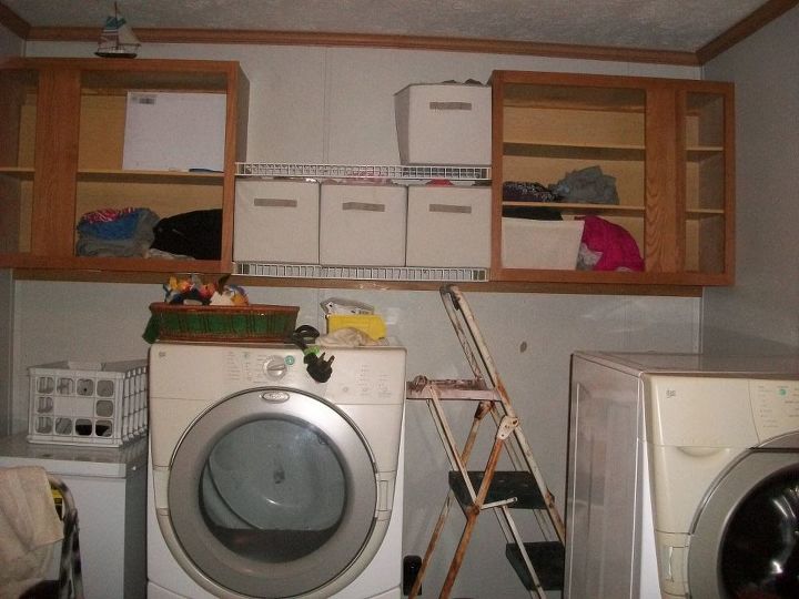 laundry room make over for less than 30 dollars