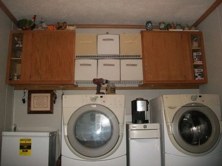 laundry room make over for less than 30 dollars