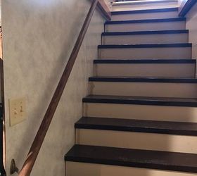 pesadilla en la escalera alfombrada