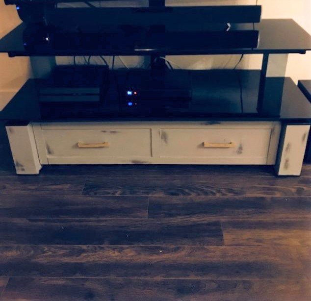 tv console makeover