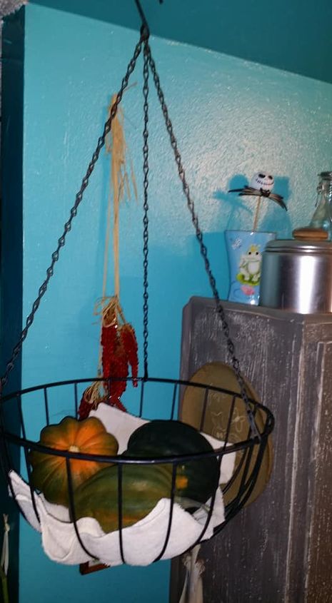 less mess ceiling hook installation