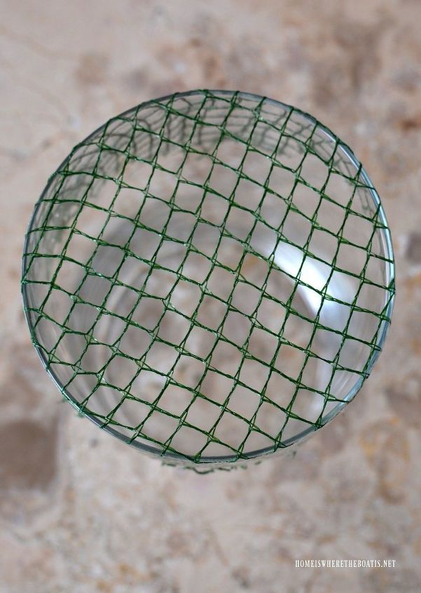 valentine s day table centerpiece and easy flower arranging hack