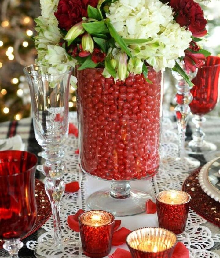 valentine s day table centerpiece and easy flower arranging hack