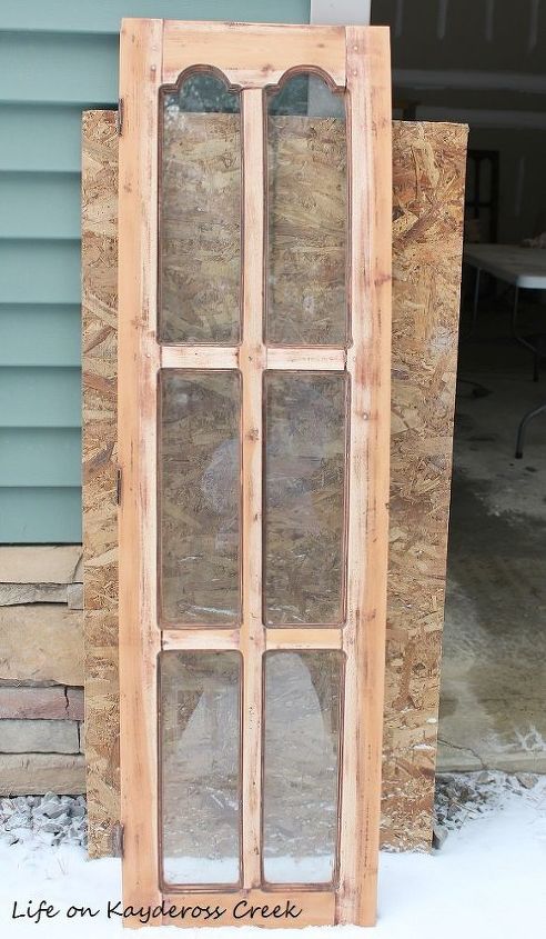 using old cabinet doors for wall decor