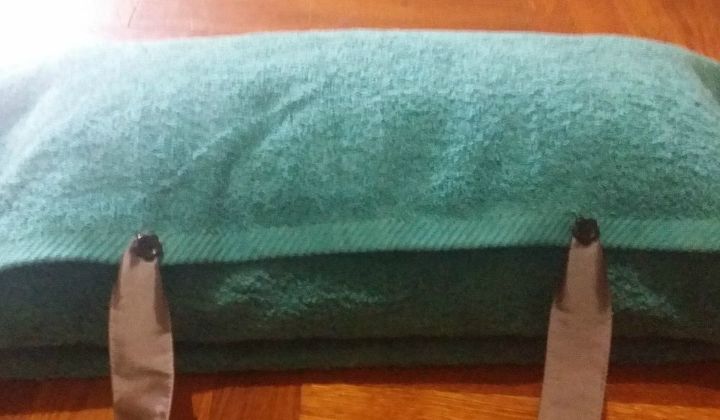 how to make a beach towel with pillow handles