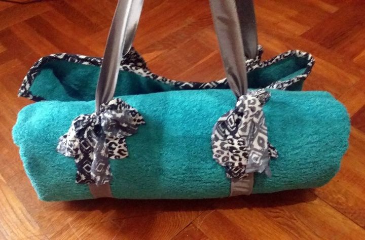 how to make a beach towel with pillow handles