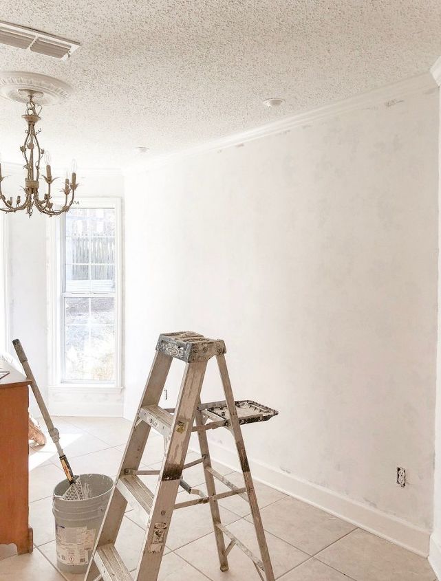 easy diy farmhouse style wainscot