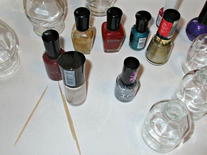 marbling glass bottles with nail polish