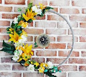 bicycle wheel wreath