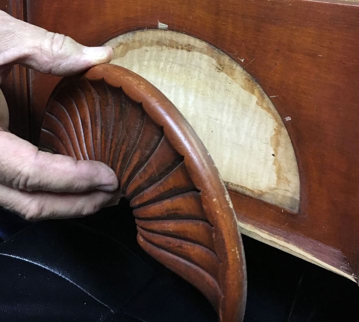 secretary in black lace, Remove the large embellishment