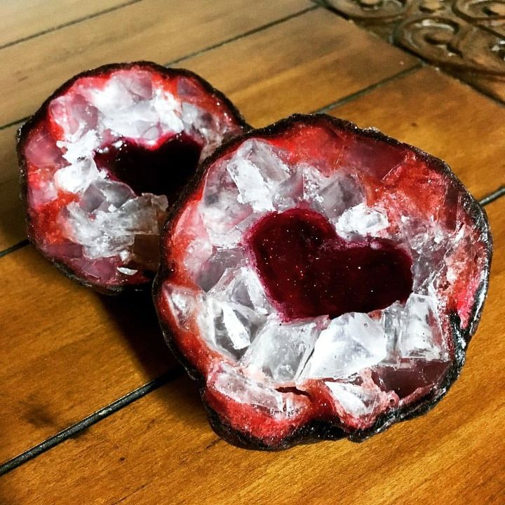 s 22 homemade soaps you can give as gifts all year round, Geode Soap