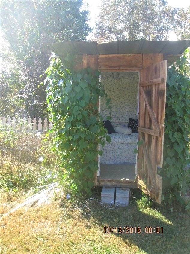 outhouse to summer house