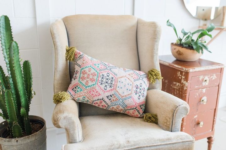 make a kilim rug pillow from a 5 placemat