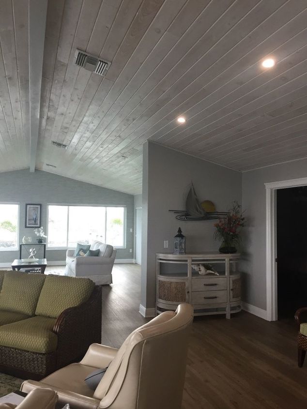 Can Crown Molding Be Put On Vaulted Ceilings Hometalk Can Crown Molding Be Put On Vaulted, How To Trim Vaulted Ceilings