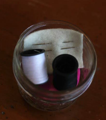 homemade mason jar pin cushion and sewing kit