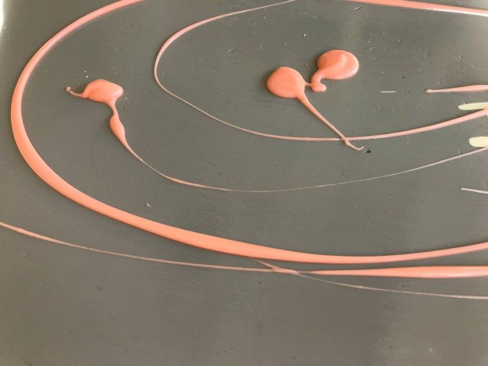 easy diy to strip paint and fixer upper teal paint