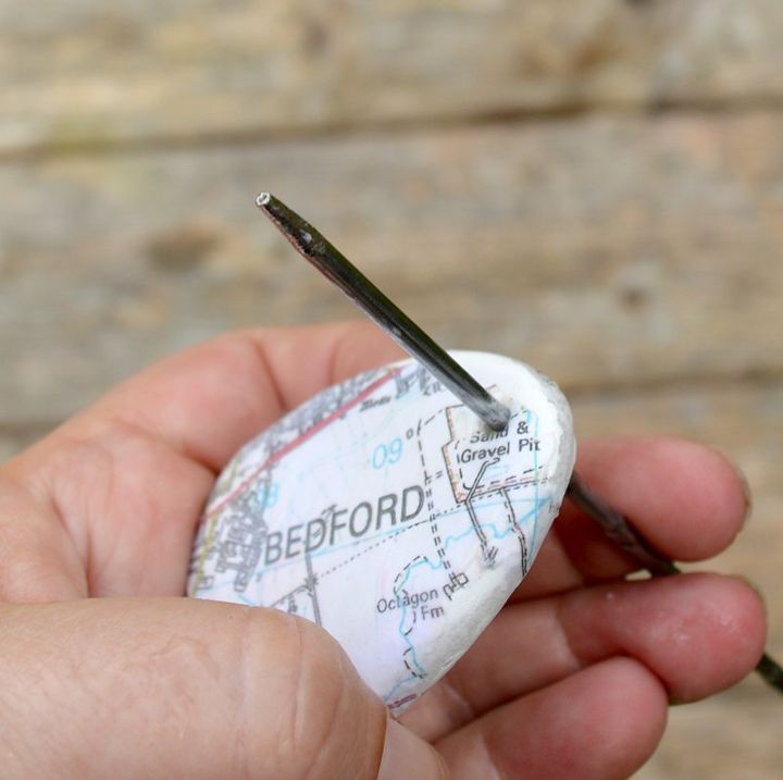 chaveiro personalizado do mapa das rochas