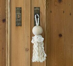 easy diy decorative tassels with large wood beads