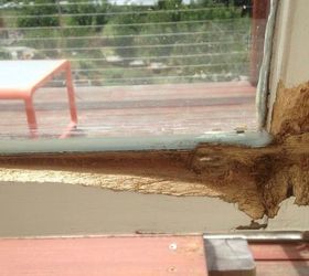reparar un marco de ventana podrido, Eliminar la podredumbre