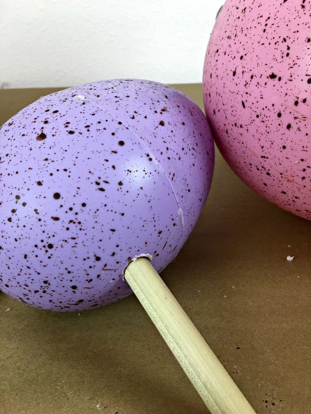 make an easter egg topiary