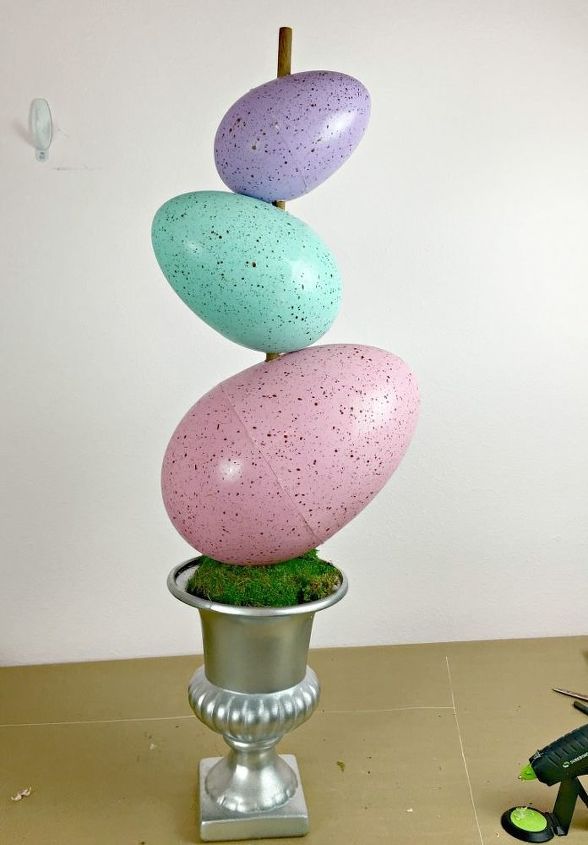 make an easter egg topiary