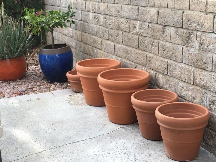 q what is the best way to age a large outdoor terracotta pot