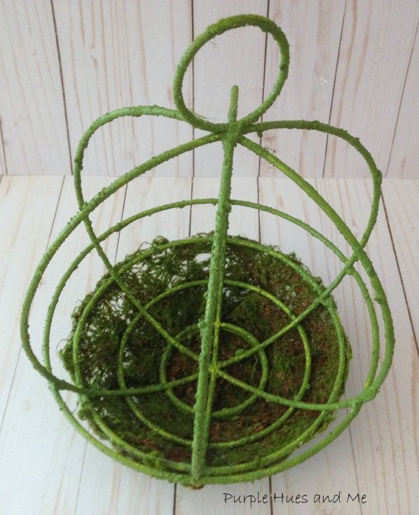 faux moss planter a thrift store upcycle