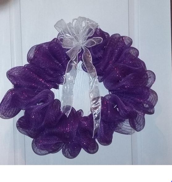 purple wreath for spring quick easy