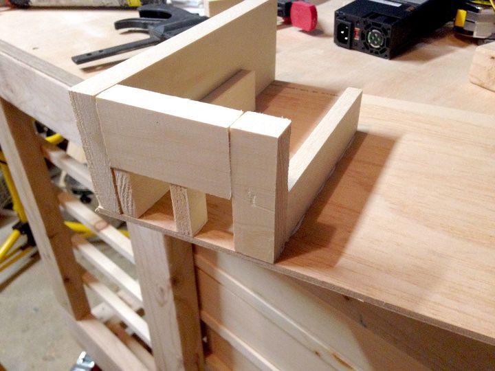 how to build a computer from scrap wood, Power supply holder