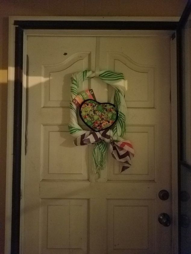 decorao de primavera simples para a porta