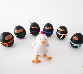 ideas rpidas de huevos de pascua que son demasiado lindos, Huevos Ninja de Pascua DIY