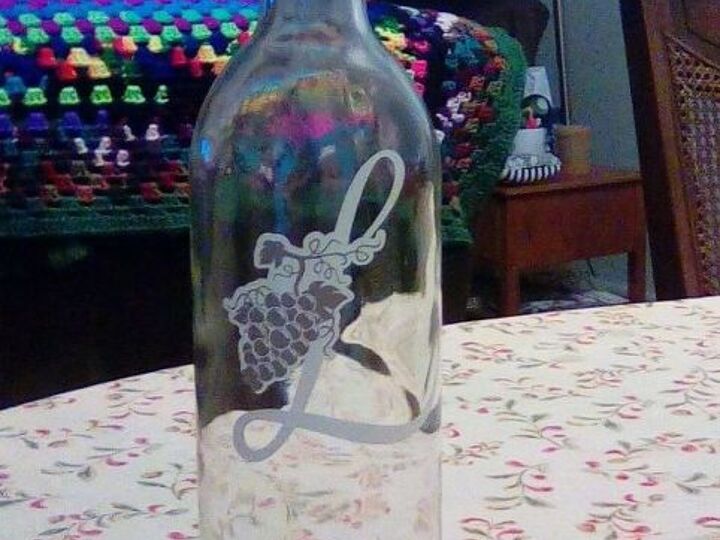 q how can i decorate this bottle for my daughter