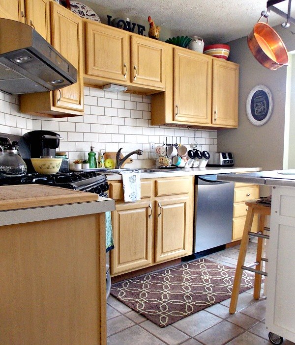 s 15 helpful tips to get you ready for spring cleaning, 13 Steps to Spring Clean Your Kitchen
