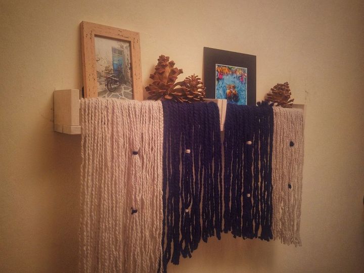 bedroom yarn art