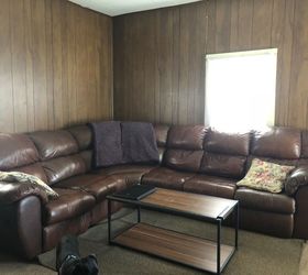 q needing advice on how to decorate my living room